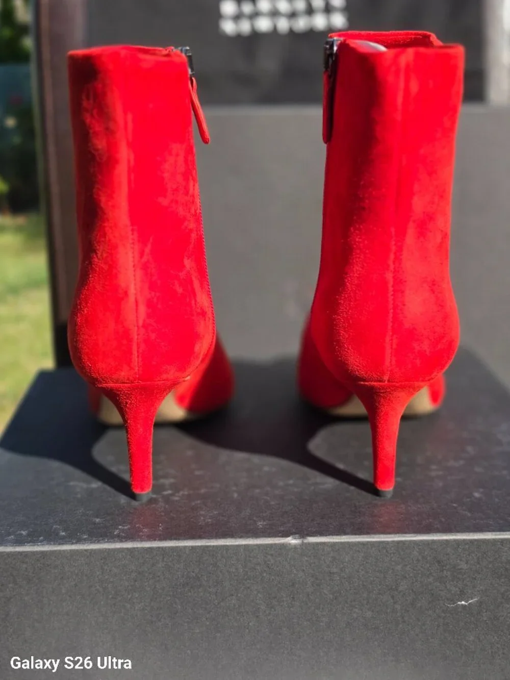 OTIS Red Suede Pointed Toe Zippered Booties 8 Barneys NY Box 65mm Camoscio Lips